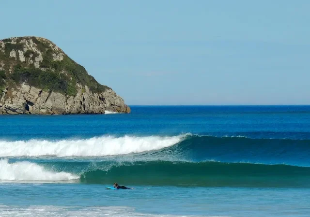 Oyambre Surf en El Tejo (Cantabria)