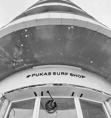 Pukas Surf Shop Gros en 20002 (Donostia)